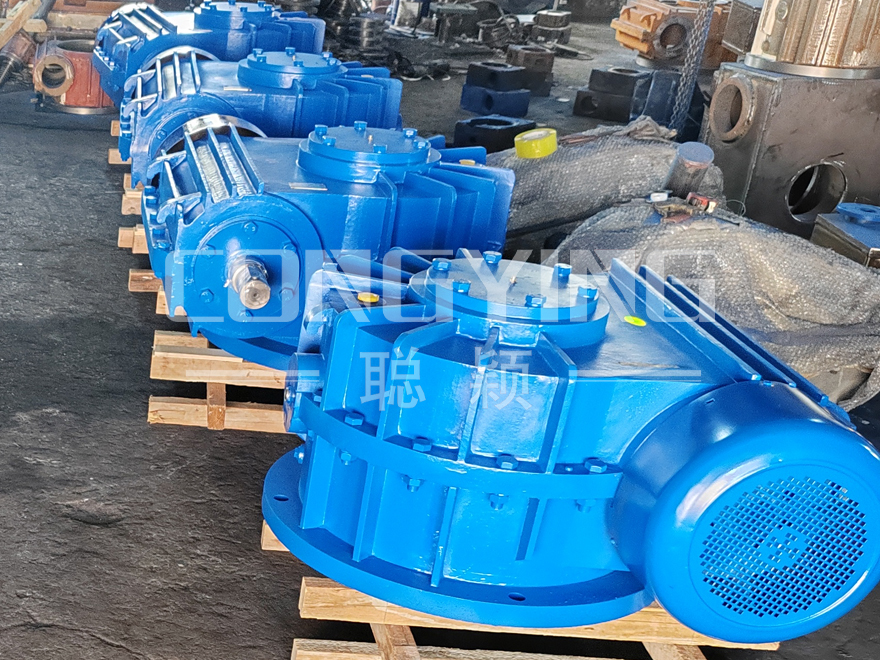 蜗轮蜗杆减速机